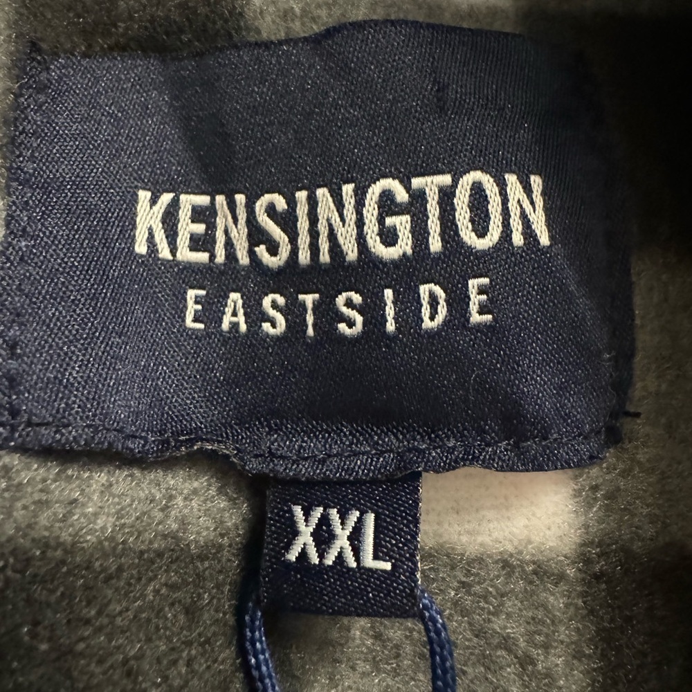 Stylish Kensington Black and White Men's Zip-Up Sweater - Picture 5 of 10